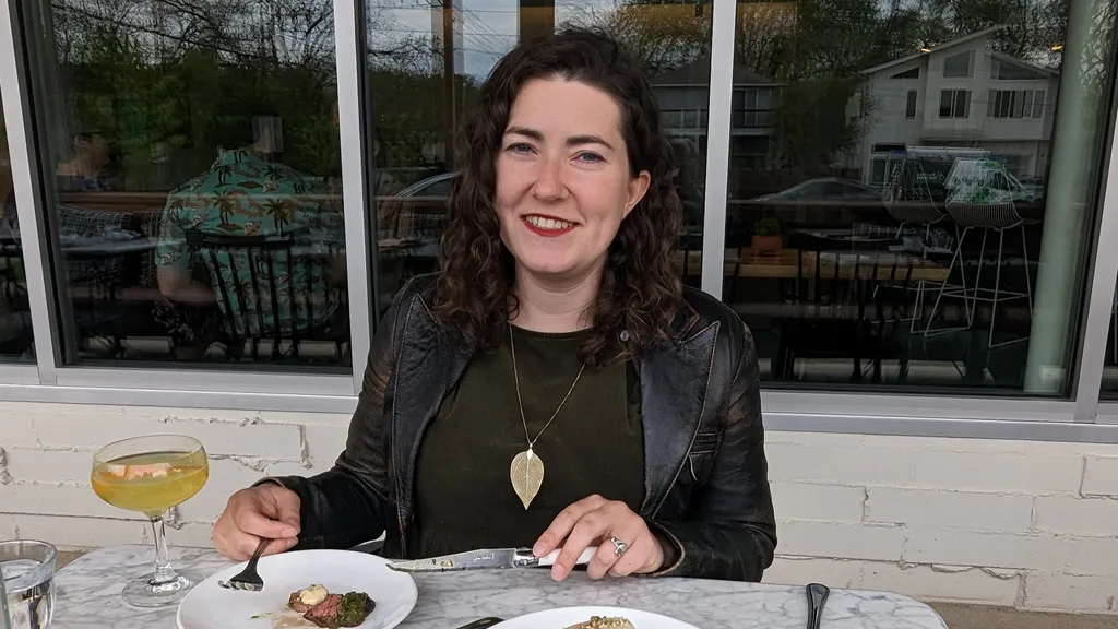 Write Now With Erin Cotter